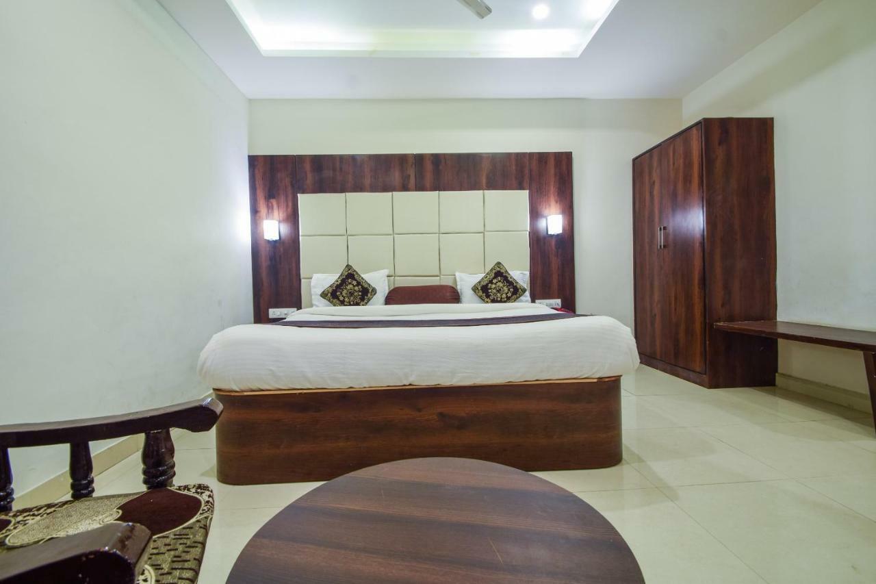 Hotel Krishna Palace Udaipur Eksteriør bilde