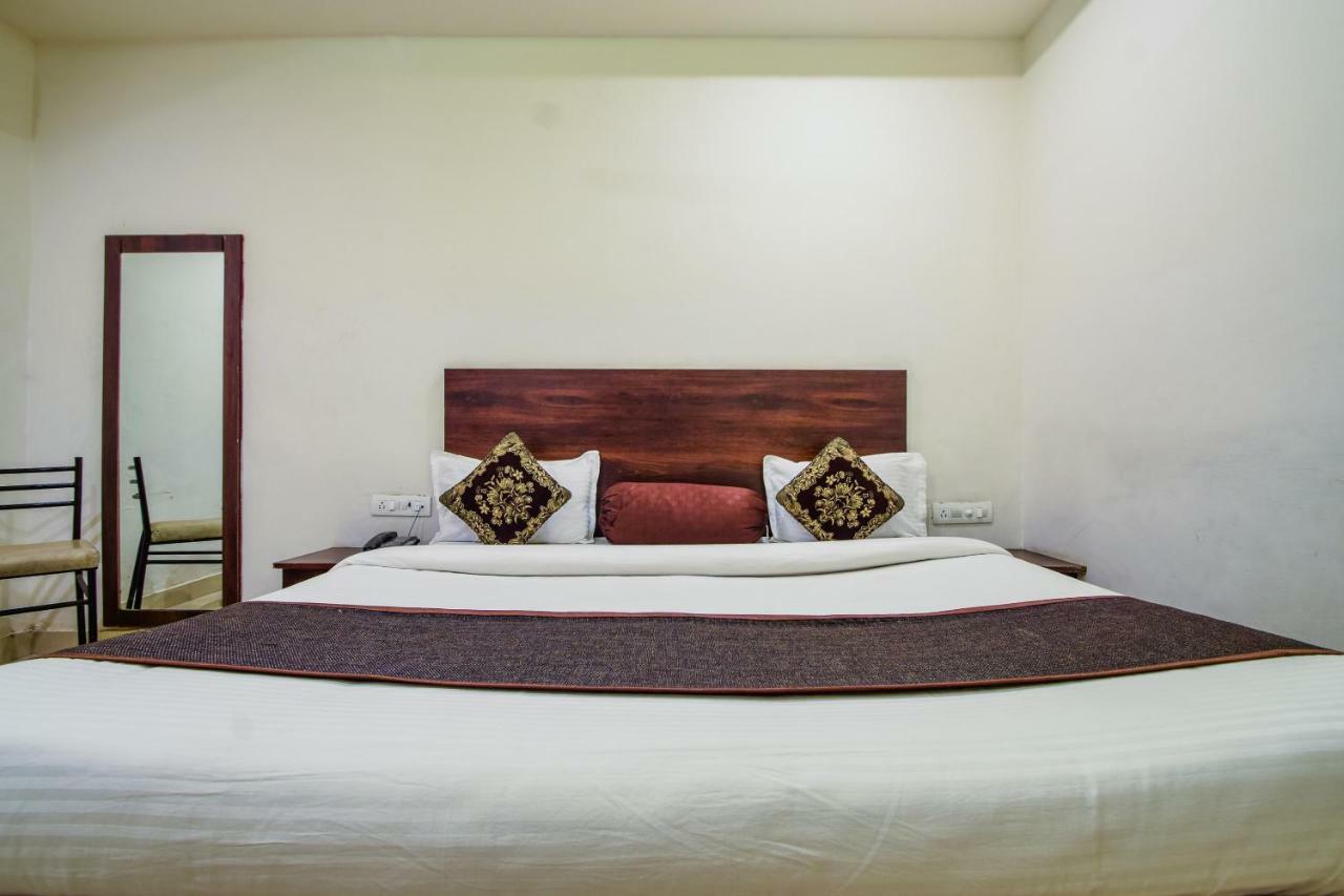 Hotel Krishna Palace Udaipur Eksteriør bilde